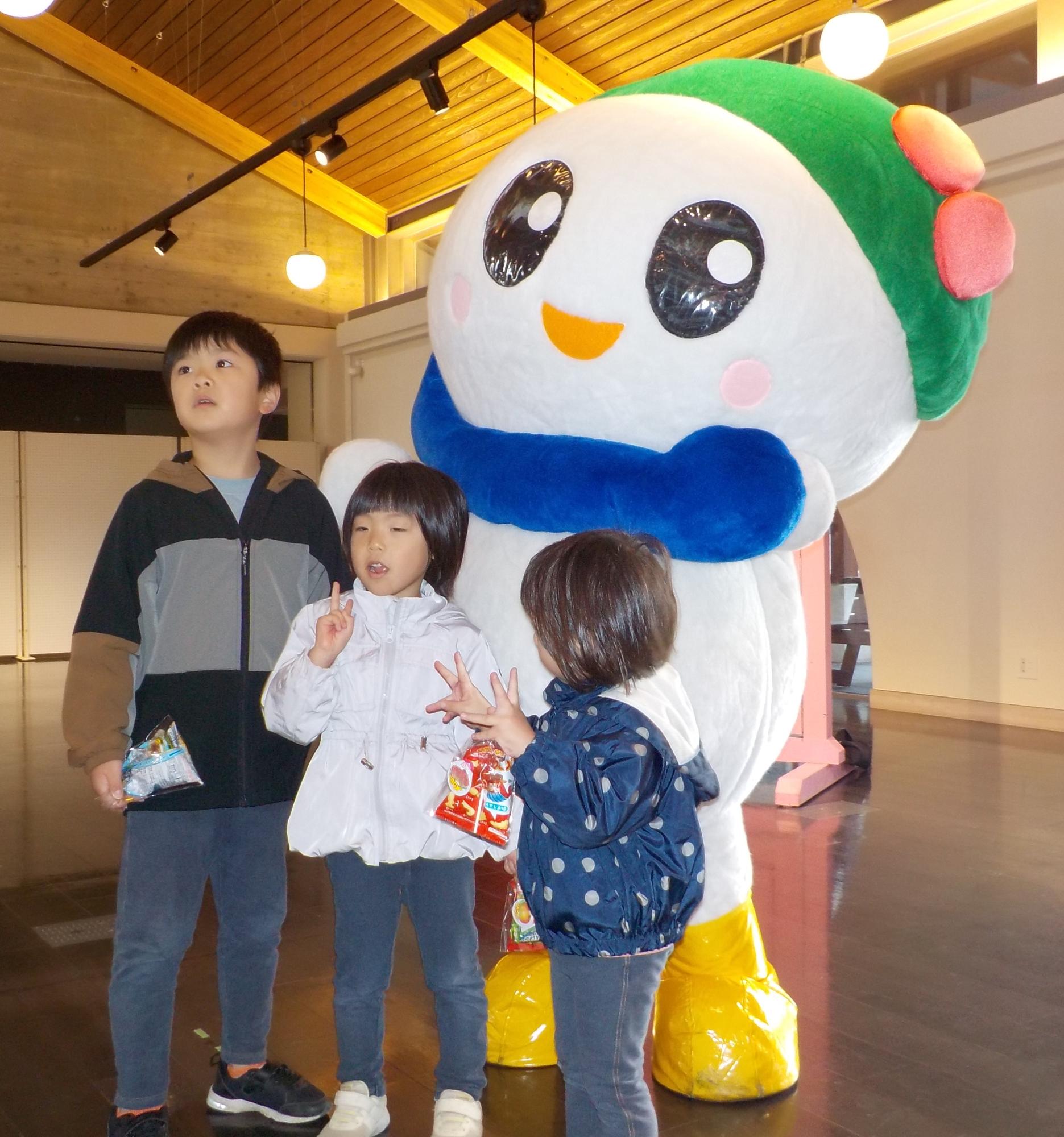 一緒に記念撮影