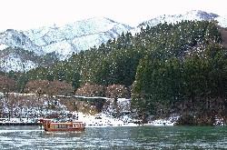 阿賀野川ライン雪見舟の写真